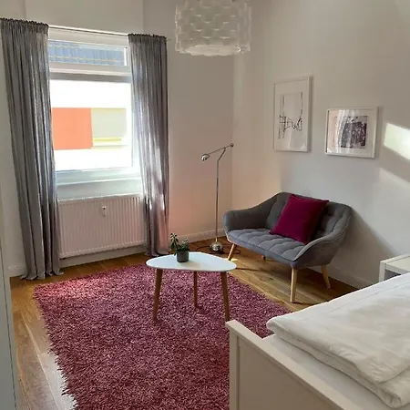 Feel-good In Mannheim-neckarau Мангейм